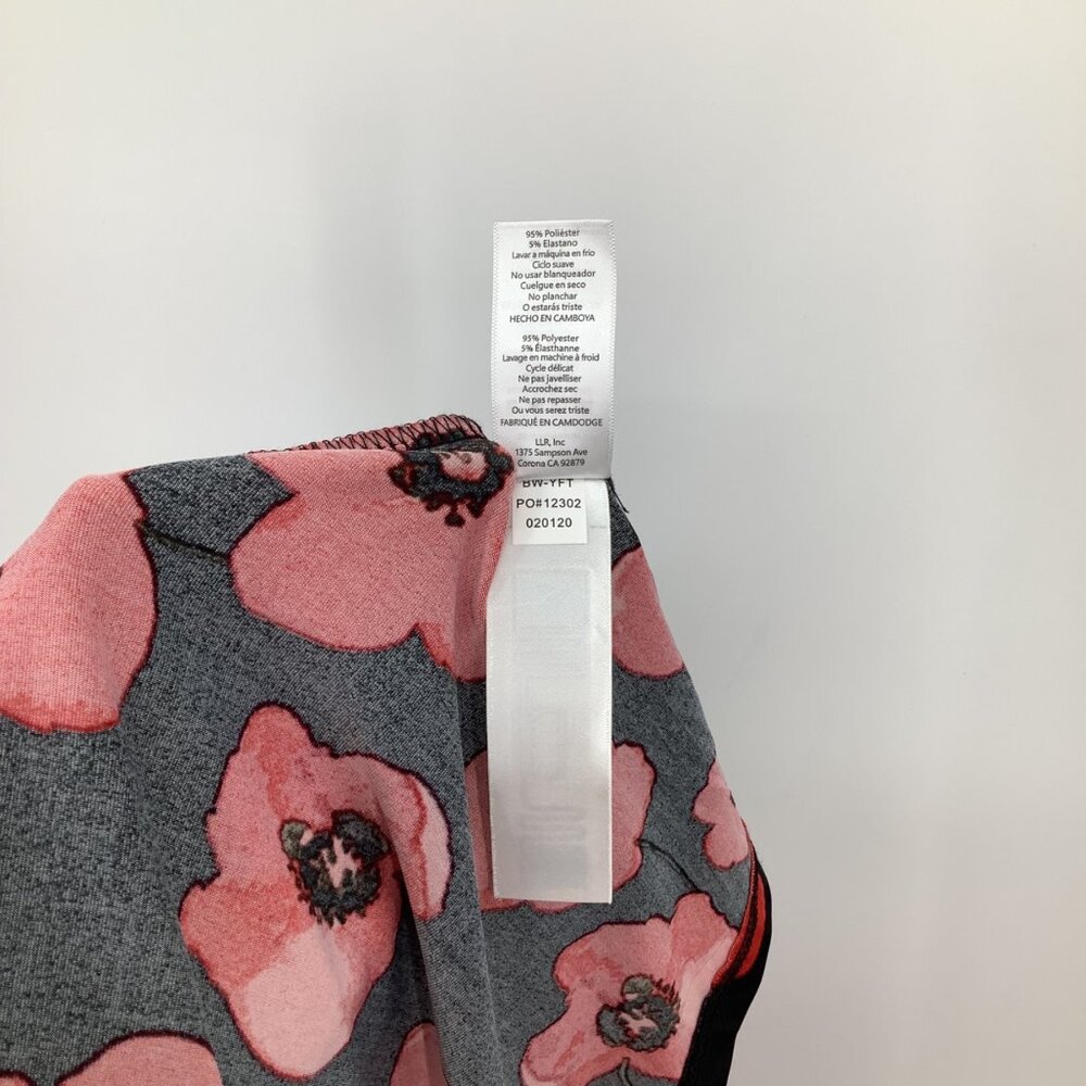 LuLaRoe Black Floral High-Low Skirt 3XL Polyester/Spandex Beautiful Red Poppy - Picture 6 of 6
